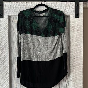 Maurices Green and Gray Knit Top